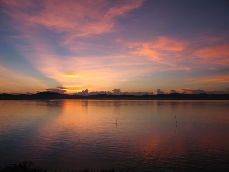 gorgeous sunset on the Irrawaddy. we were in love with our hotel room. we stayed extra days in Bagan, longer than we had planned, just to stay in our bungalow and watch the river, hang out and enjoy the peace
