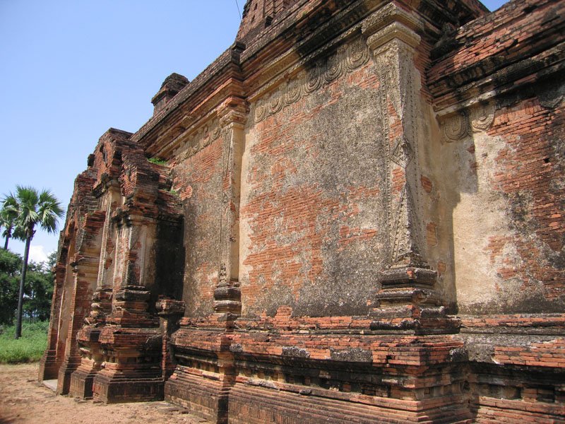 wall of one of the hundreds of the ancient ruined temples in Bagan
