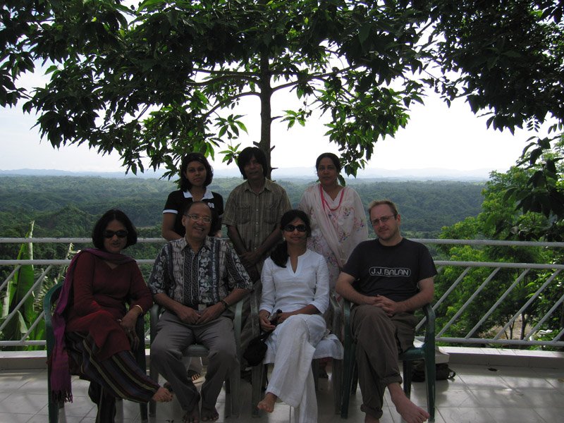 Bablu Bhai (standing behind Anika), manager of the resort, was kidnapped by tribal guerillas a few years ago & held for 3 months in the forest. but they treated him very nicely. guerillas are armed w/ American guns left behind in Vietnam
