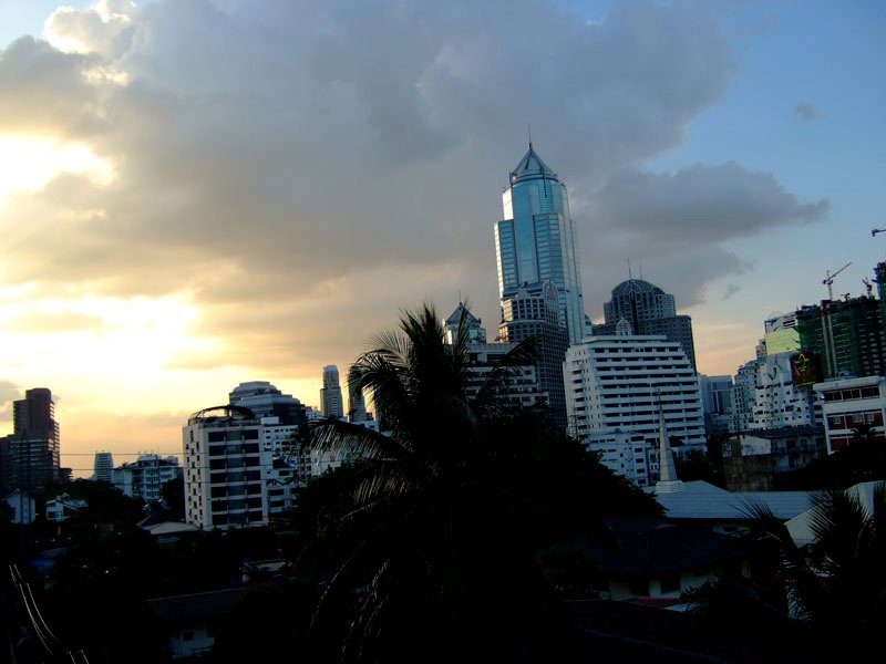views of the city from the roof of the Worburi hotel, where we stayed the majority of our time in Bangkok
