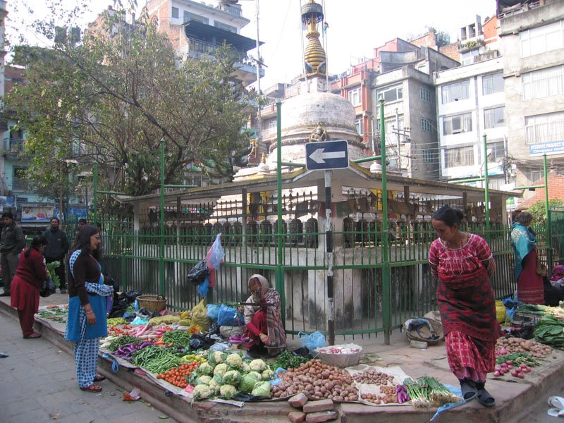 informal vegetable market around one of the many squares of kathmandu
