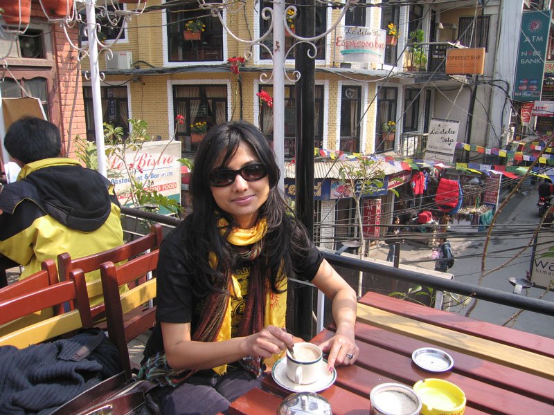 having breakfast at yet another rooftop cafe. kathmandu is filled with these rooftop cafes, that was one of my favourite things about the city.
