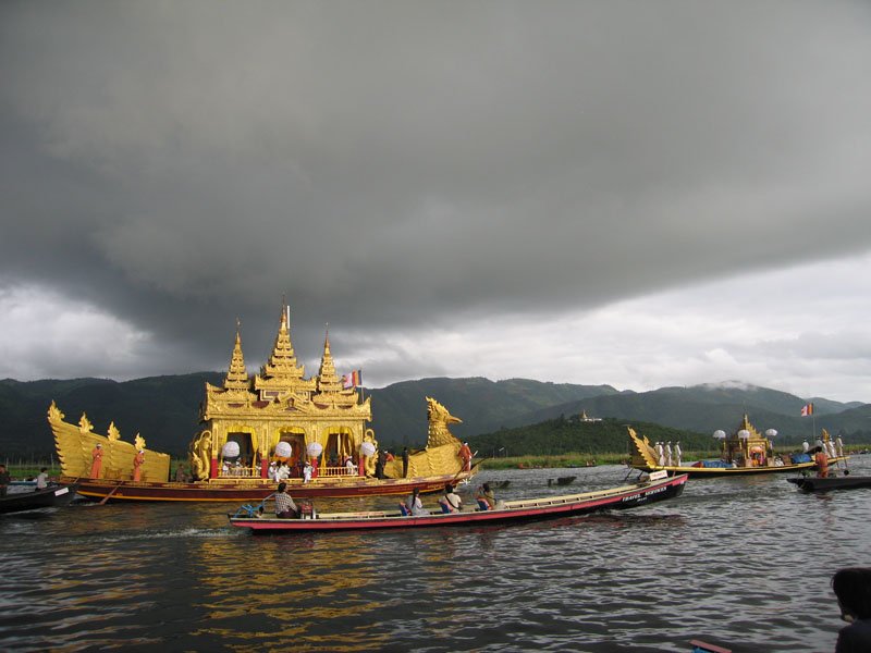 the barge takes the buddhas from village to village around Inle Lake to bless each monastery, which takes 20 days to complete since there are so many monasteries on the lake
