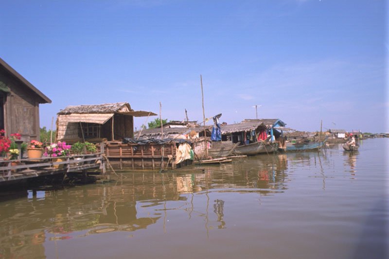 some of these floating houses even have potted gardens in the front
