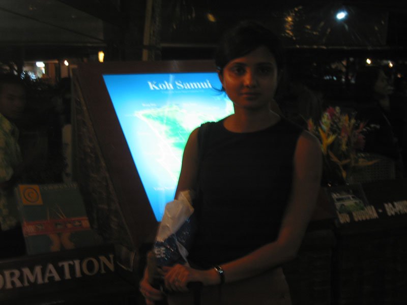 waiting for my luggage at the samui airport
