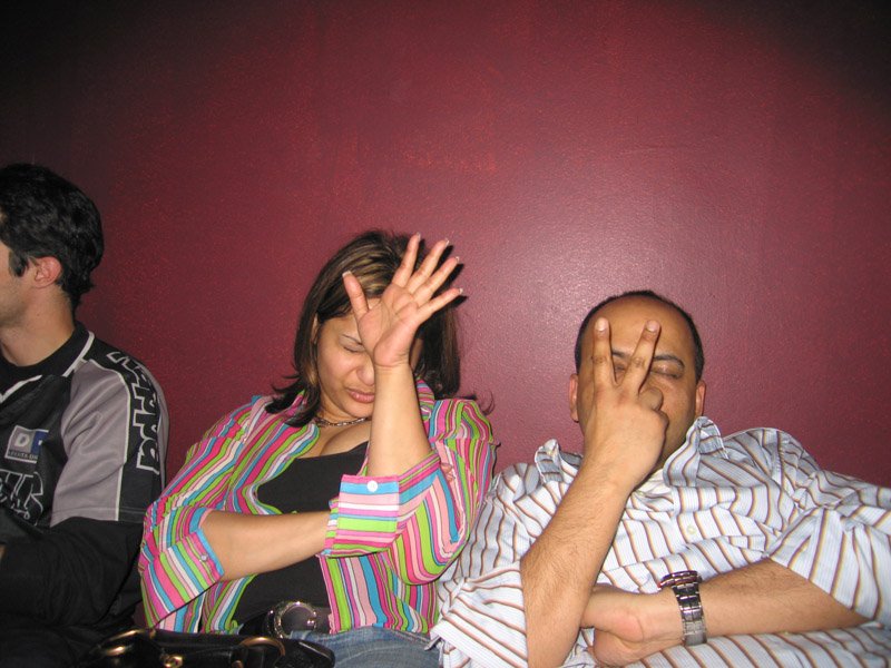 Sara & Hassan - no paparazzi!
